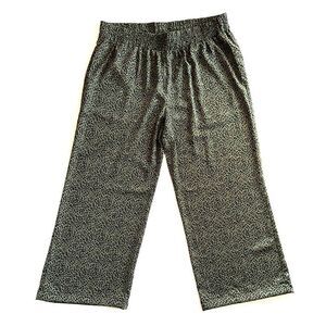 Hema Women's Pants Wide Leg in Olive Green Size XL